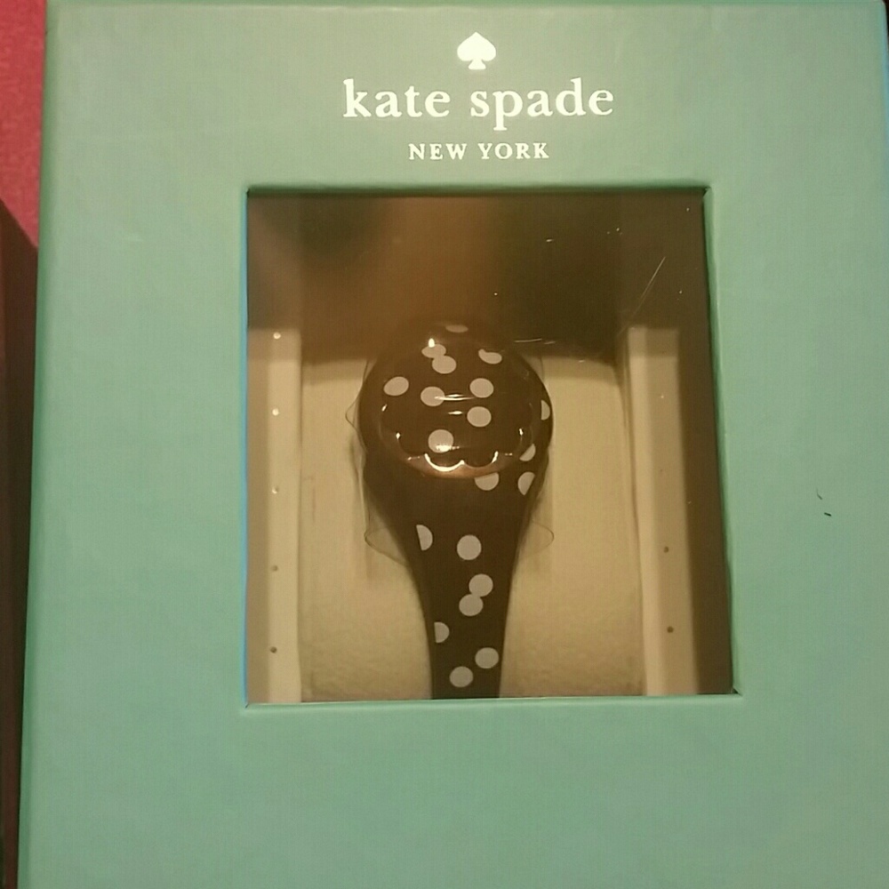 Kate Spade scalloped activity tracker.